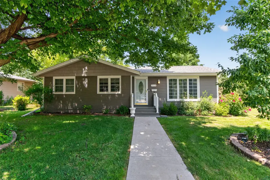 713 2nd Street Se, Altoona, IA 50009 - #2