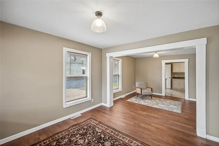 404 4th Street, West Des Moines, IA 50265 - #3