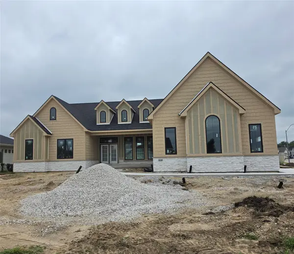 4640 161 Court, Urbandale, IA 50323