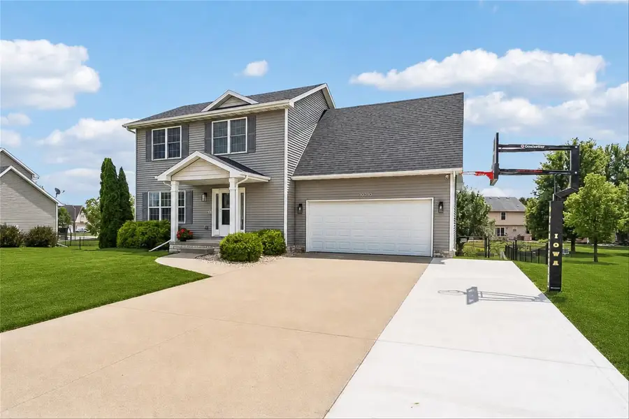 10310 Stonecrest Drive, Johnston, IA 50131 - #2