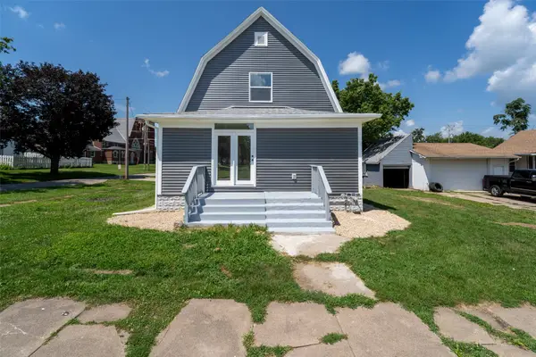 208 S Church Street, Toledo, IA 52342