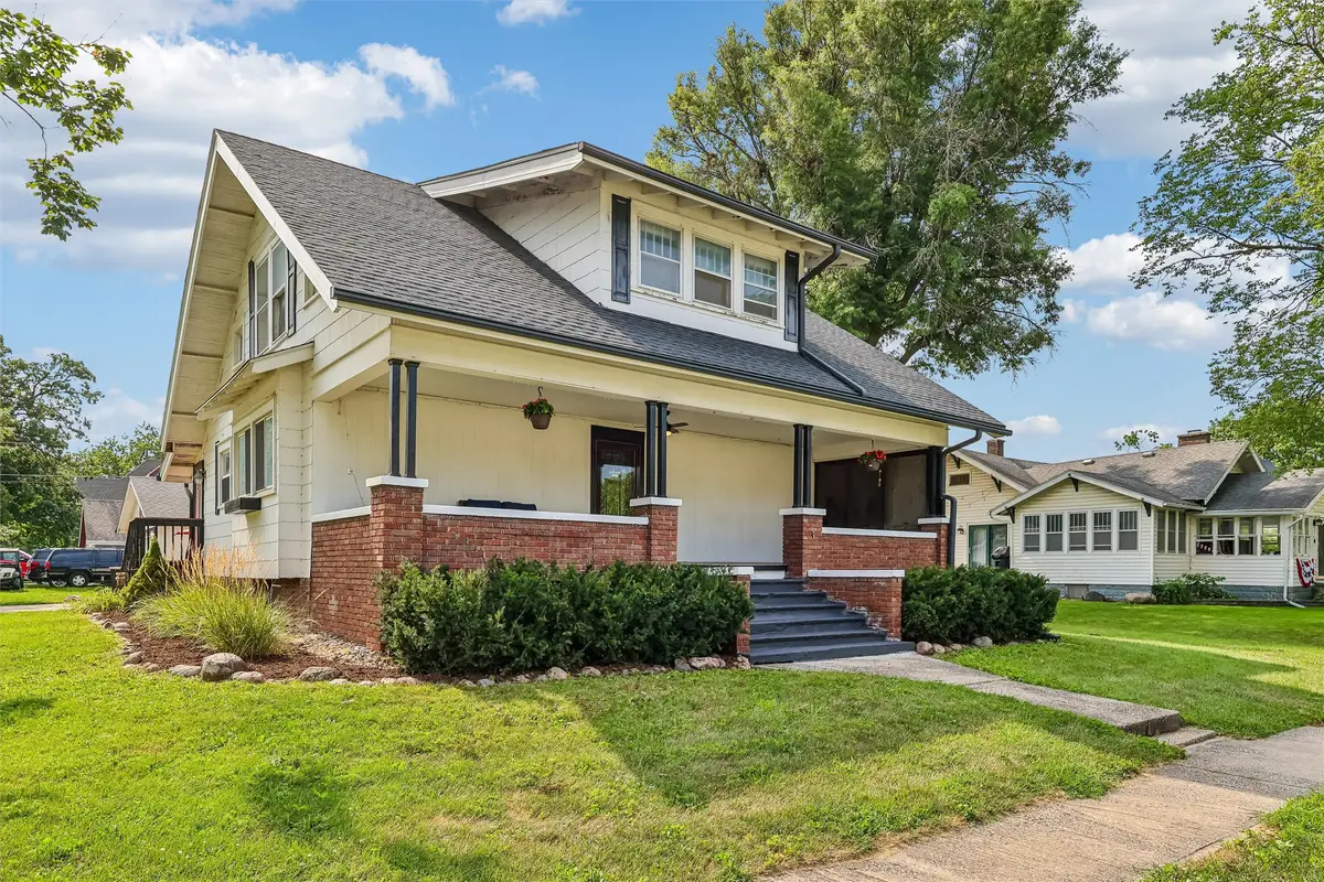 305 NE Cherry Avenue, Earlham, IA 50072 - #1