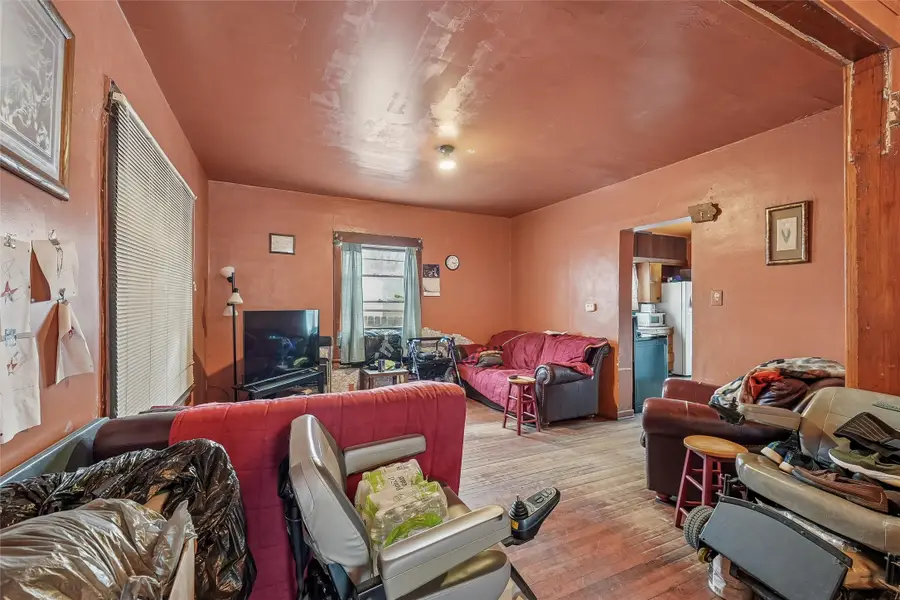 1164 19th Street, Des Moines, IA 50314 - #3