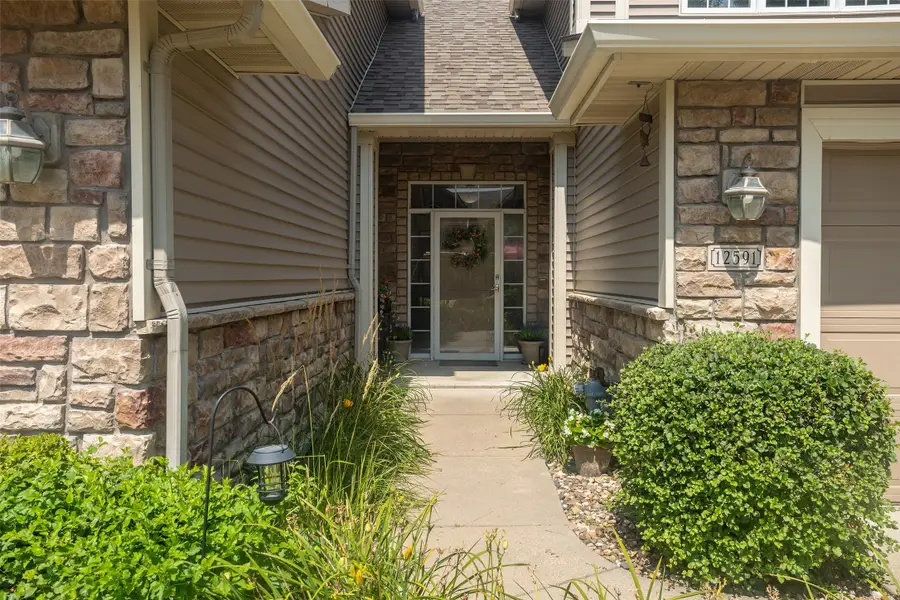 12591 Diamond Ridge Court, Clive, IA 50325 - #2
