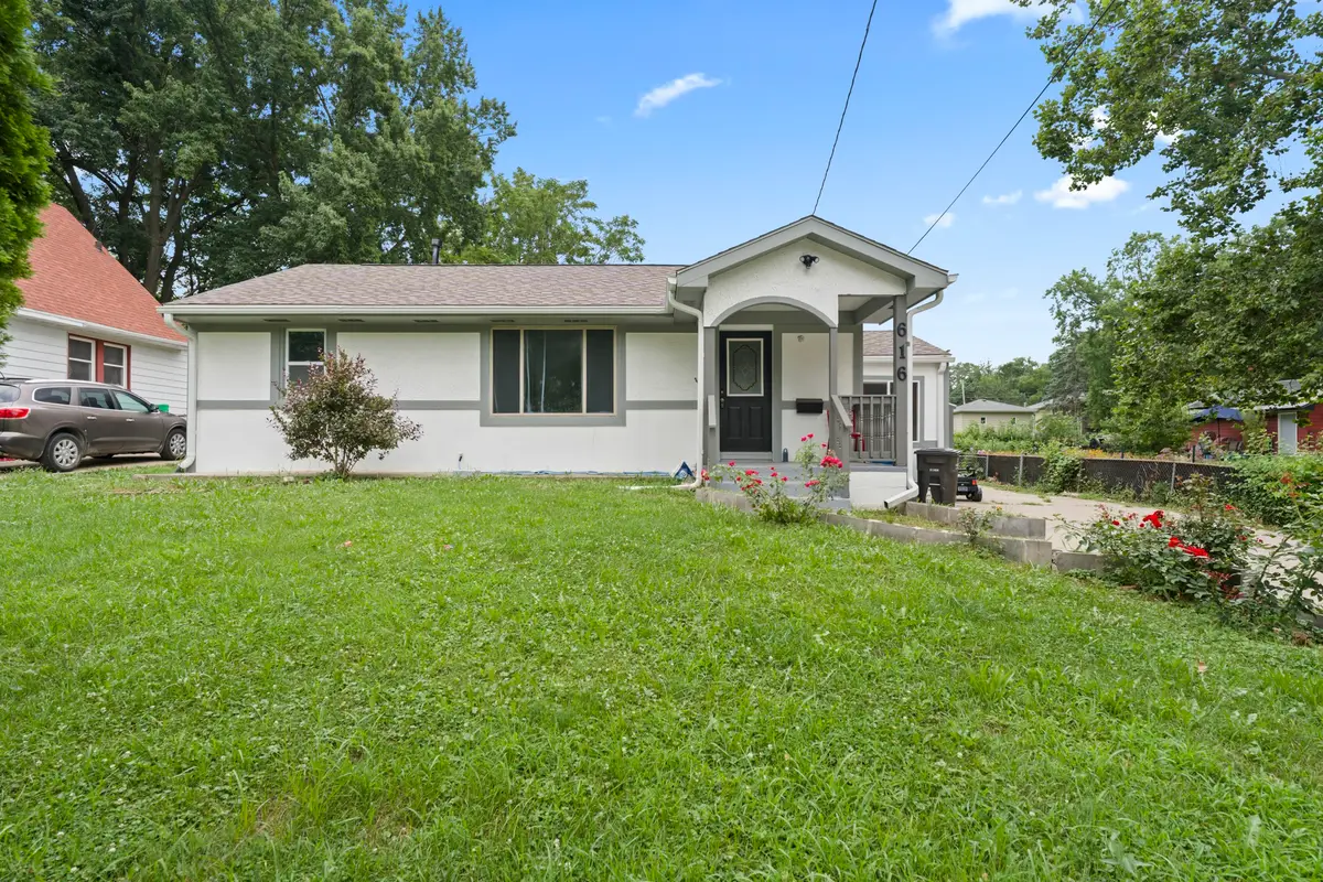 616 Creston Avenue, Des Moines, IA 50315 - #1