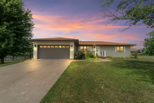 829 E 8th Street S, Newton, IA 50208