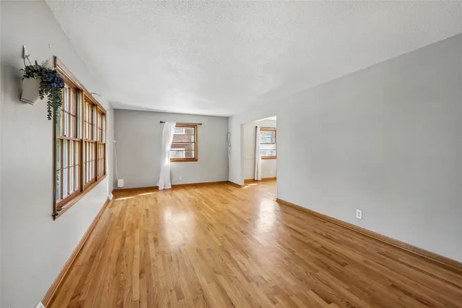 2608 Madison Avenue, Des Moines, IA 50310 - #3
