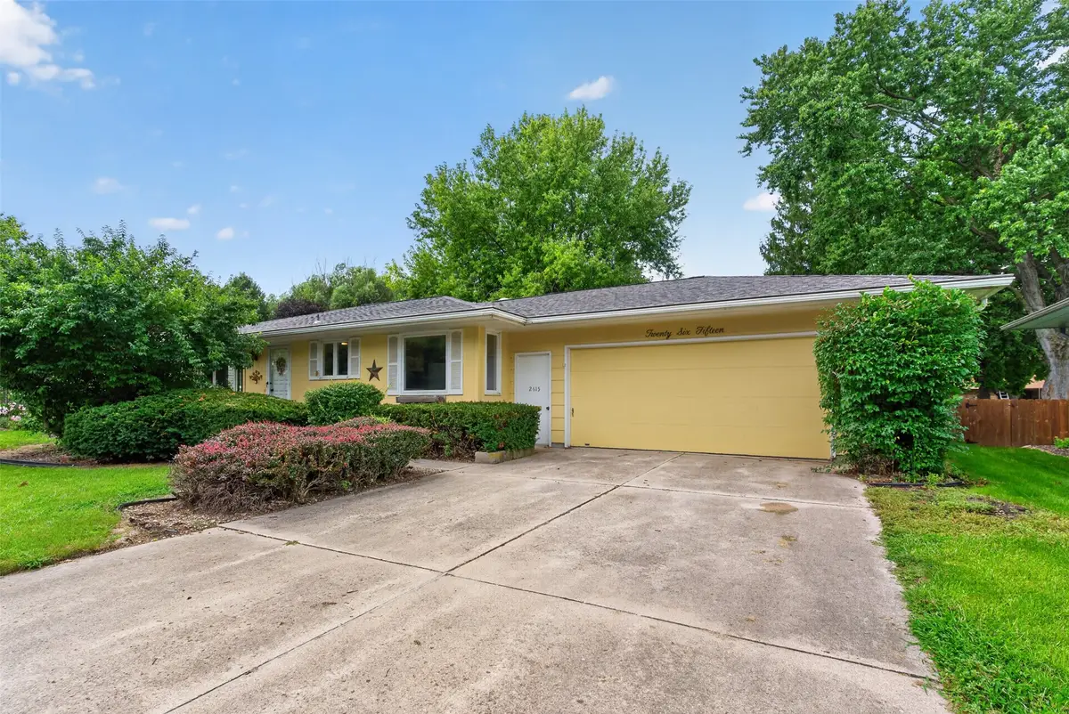 2615 Hoover Avenue, Ames, IA 50010 - #1