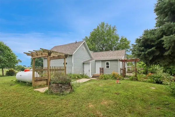 300 Center Street, Searsboro, IA 50242