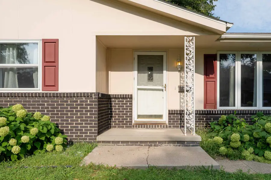 617 NW Beechwood Street, Ankeny, IA 50023 - #3