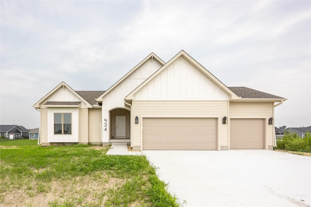 934 Wild Oak Drive, Huxley, IA 50124 - #1