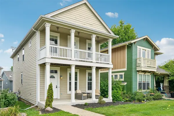 2692 NW 165th Lane, Clive, IA 50325