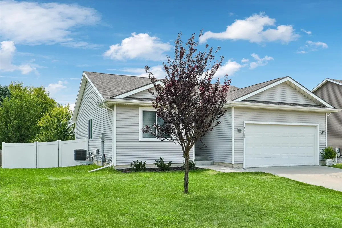 2016 2nd Street Sw, Altoona, IA 50009 - #1
