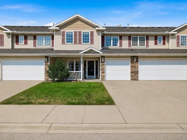 2005 SW 35th Street #202, Ankeny, IA 50023