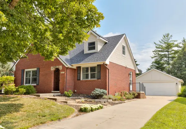4221 87th Street, Urbandale, IA 50322