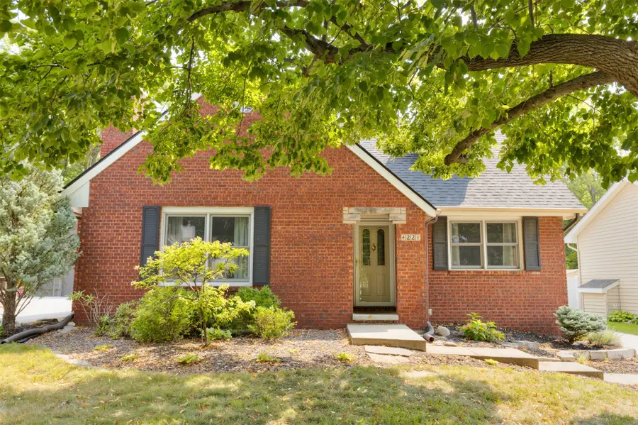 4221 87th Street, Urbandale, IA 50322 - #2