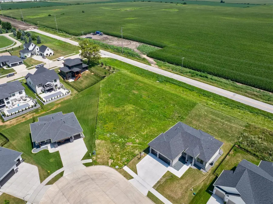 14204 Catalpa Drive, Urbandale, IA 50323 - #2