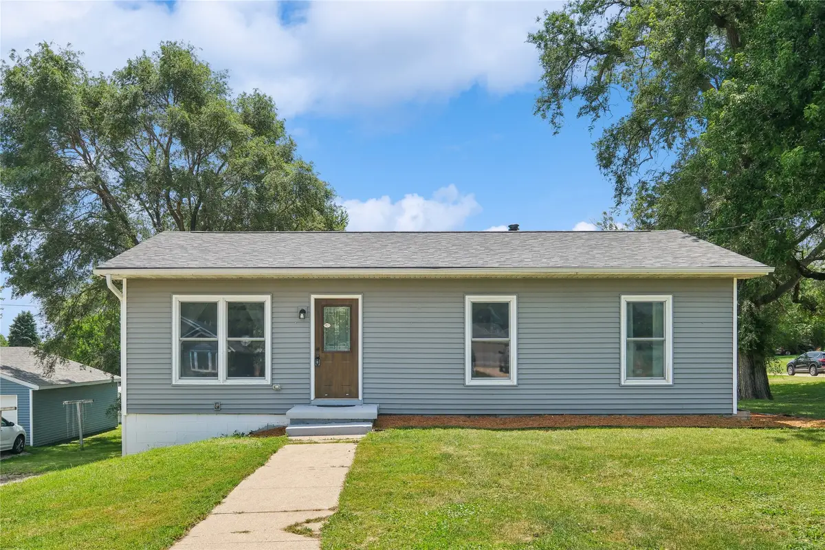 500 Harrison Avenue, Grinnell, IA 50112 - #1
