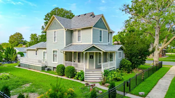 322 W Washington Street, Winterset, IA 50273