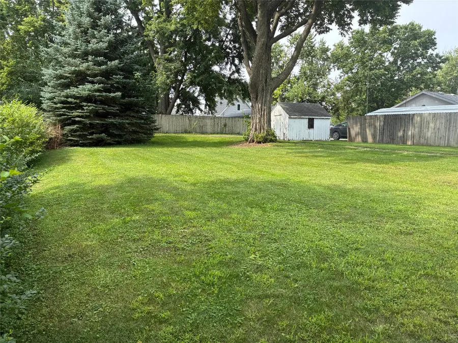 714 E Benton Street, Winterset, IA 50273 - #2