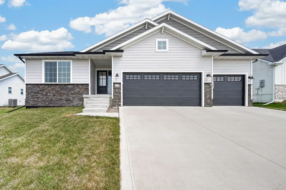 111 Saint Mary's Court, Stuart, IA 50250 - #1