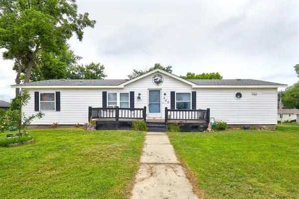 406 S 2nd Street, Winterset, IA 50273