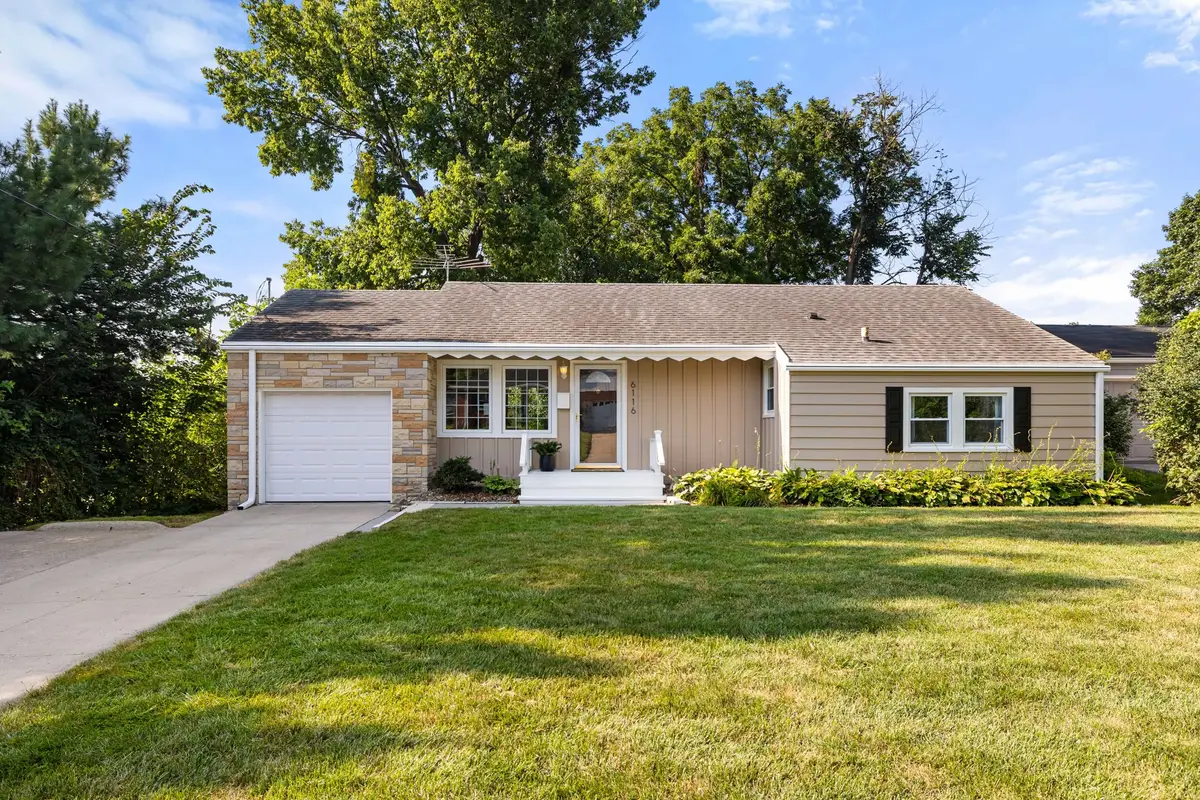 6116 Harwood Drive, Des Moines, IA 50312 - #1