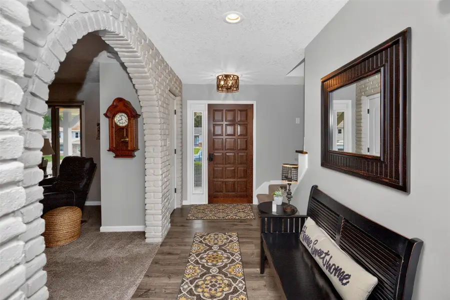 700 46th Place, West Des Moines, IA 50265 - #2