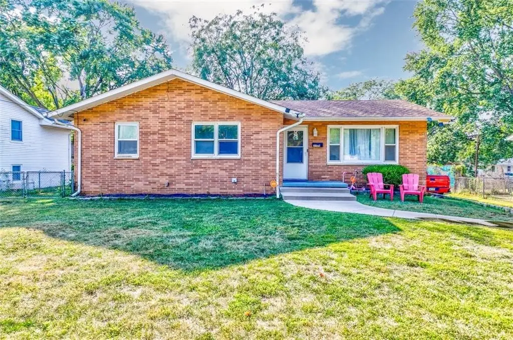 3500 E 38th Court, Des Moines, IA 50317 - #1
