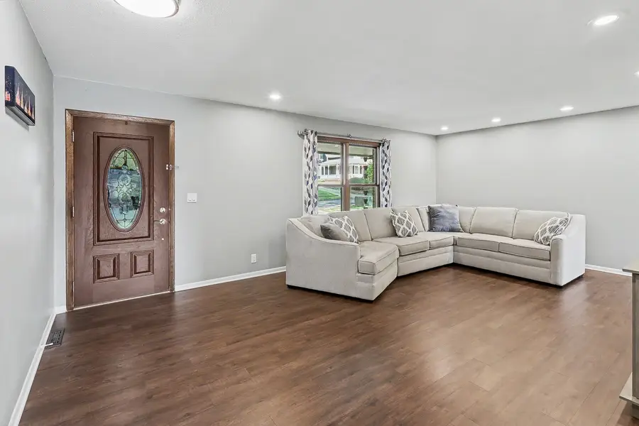 1200 W 2nd Street, Pella, IA 50219 - #3