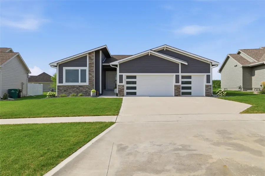 312 NE 62nd Street, Ankeny, IA 50021 - #2