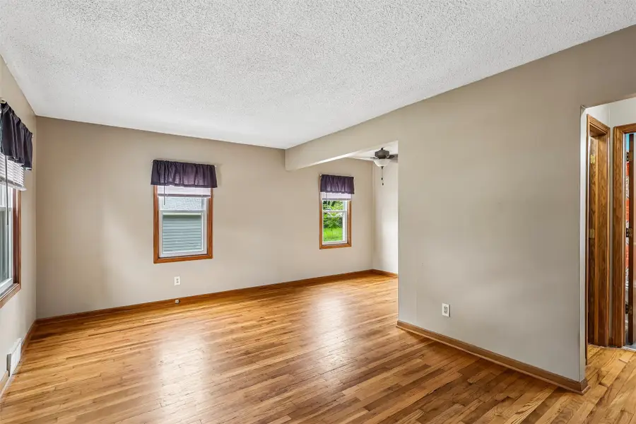 1112 Lewis Avenue, Des Moines, IA 50315 - #3