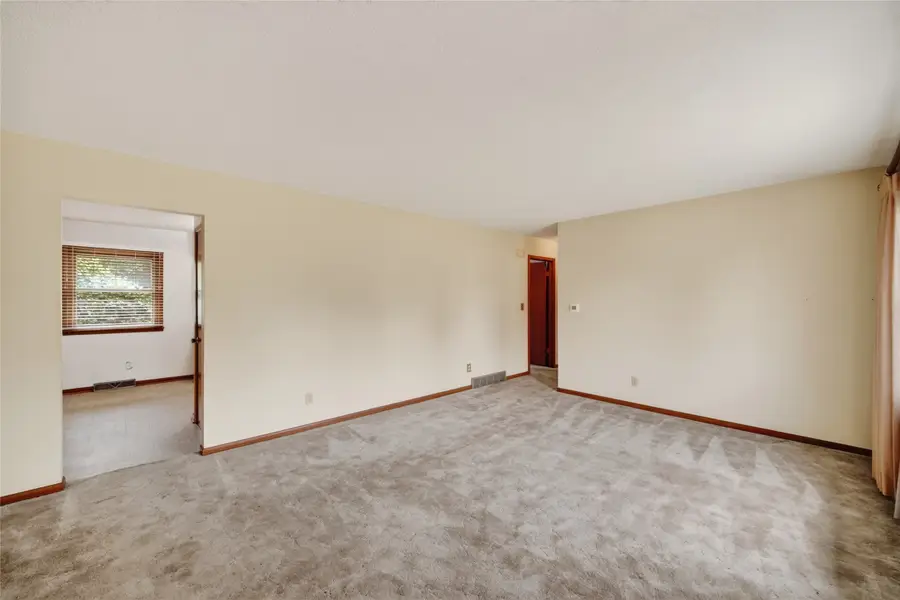 905 SE 4th Street, Ankeny, IA 50021 - #3