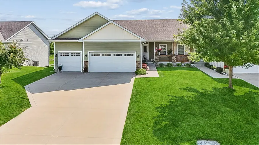 8935 Linden Drive, West Des Moines, IA 50266 - #2