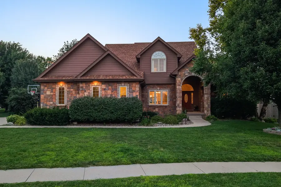 2944 NW 167th Street, Clive, IA 50325 - #2