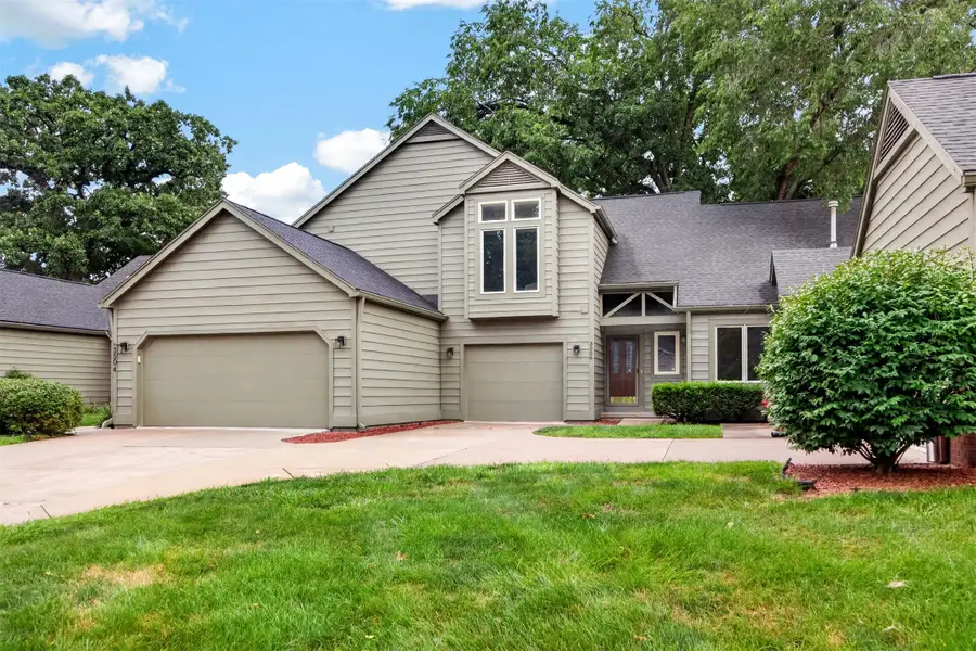 3506 Oak Creek Place, West Des Moines, IA 50265 - #2