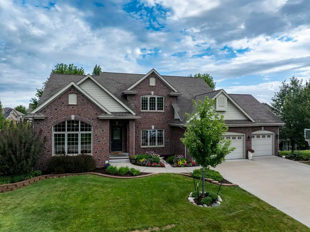 15301 Maple Drive, Urbandale, IA 50323 - #1