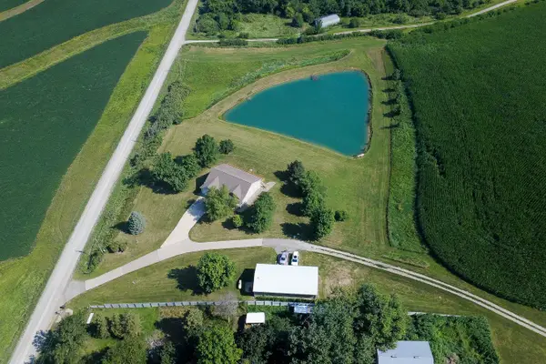1836 Eaton Avenue, Leighton, IA 50143