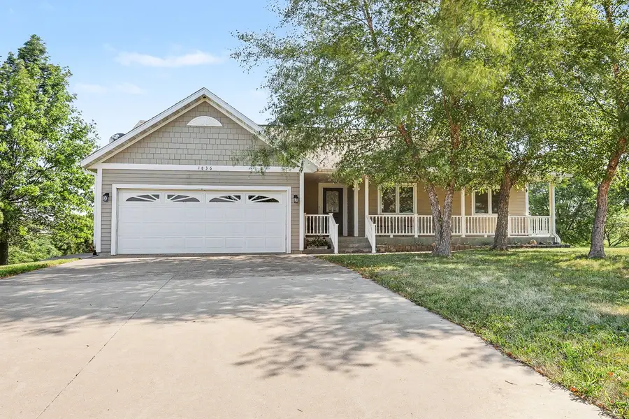 1836 Eaton Avenue, Leighton, IA 50143 - #2