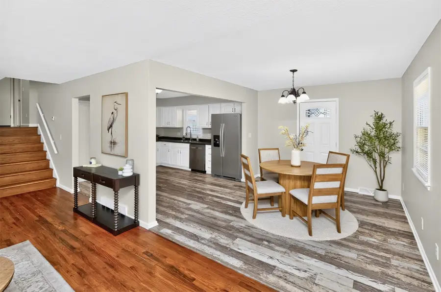 8416 Airline Avenue, Urbandale, IA 50322 - #3