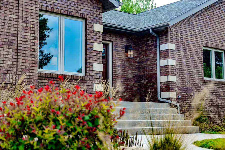 305 NE 54th Street, Ankeny, IA 50021 - #3