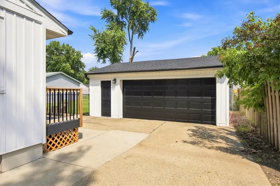 4213 68th Street, Urbandale, IA 50322 - #2