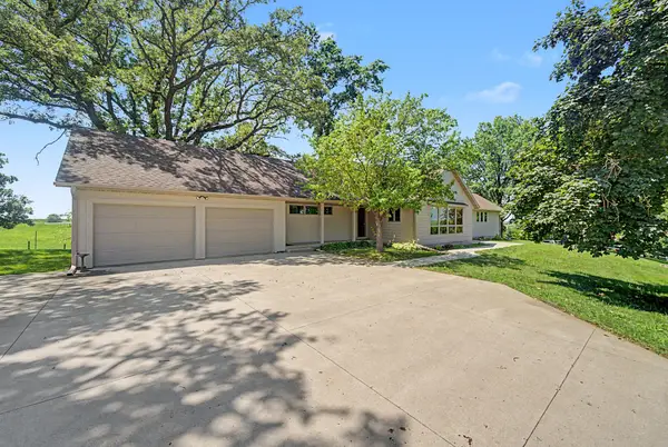 5981 Highway T12 N, Newton, IA 50208