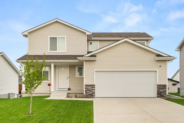 2720 21st Street Sw, Altoona, IA 50009