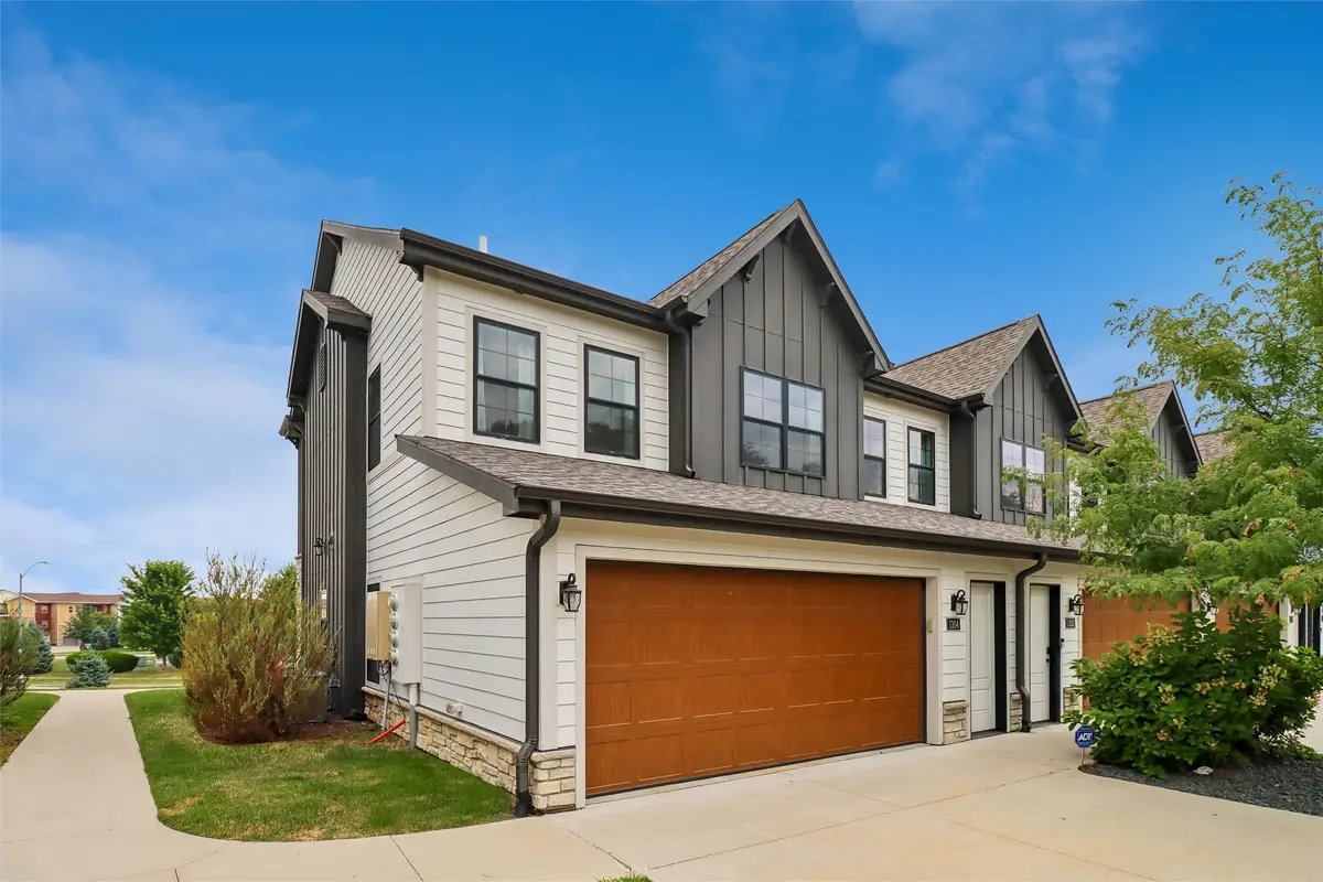 6460 Galleria Drive #1104, West Des Moines, IA 50266 - #1