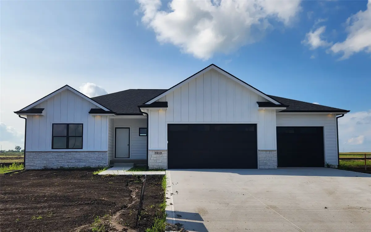 2912 NW Fairfield Court, Ankeny, IA 50023 - #1