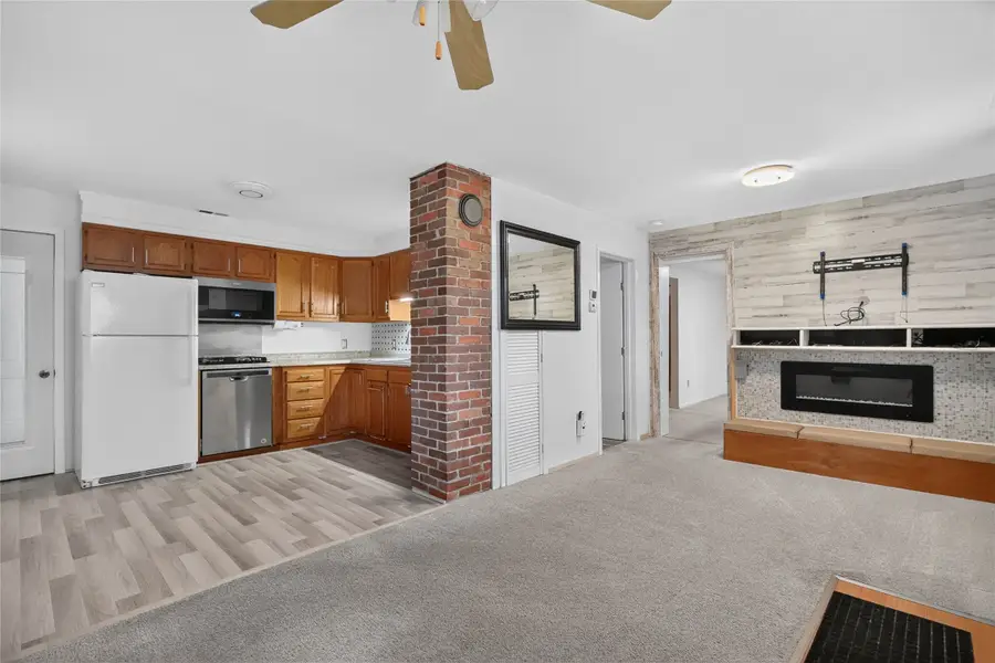 820 Maple Street, West Des Moines, IA 50265 - #3