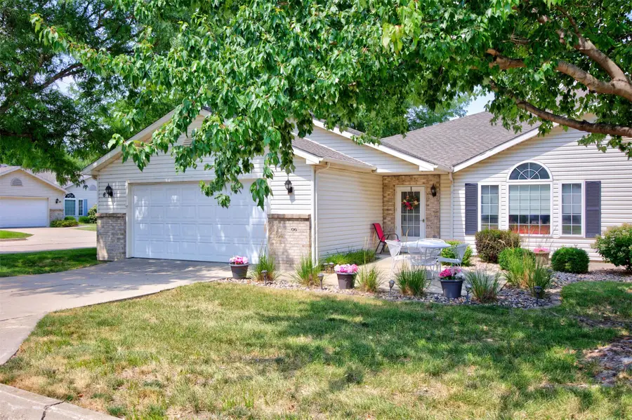 495 S 51st Street #6, West Des Moines, IA 50265 - #3