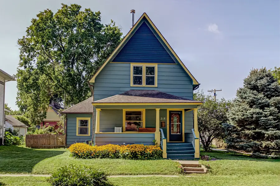 218 E 7th Street, Ames, IA 50010 - #2
