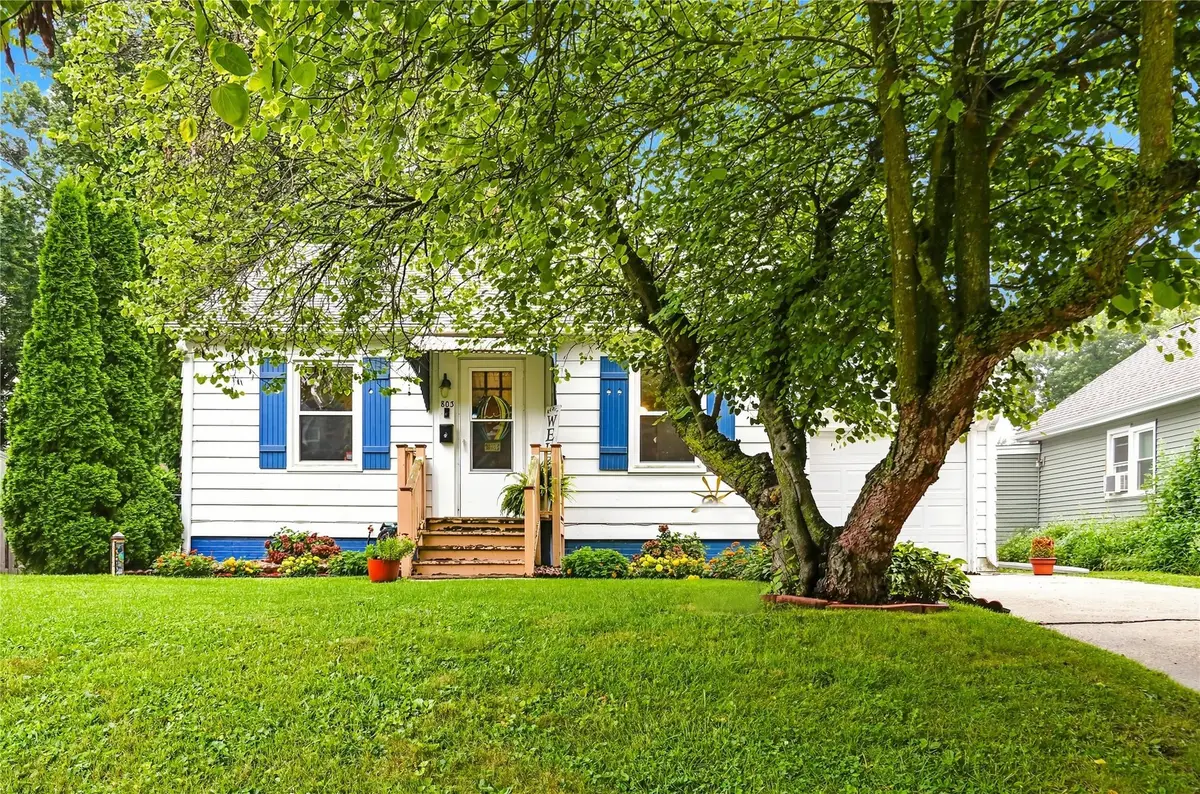 803 W Detroit Avenue, Indianola, IA 50125 - #1
